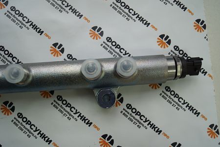 Рампа топливная 0445226053, 612630080038 WP12