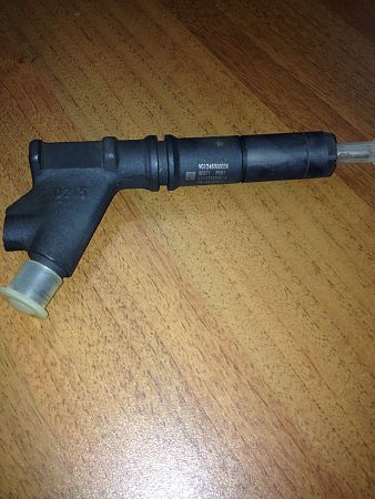 Форсунка топливная евро 2 410 Л.С Howo D12. VG1246080036 подходит для переделки с ЕВРО-3 на ЕВРО-2