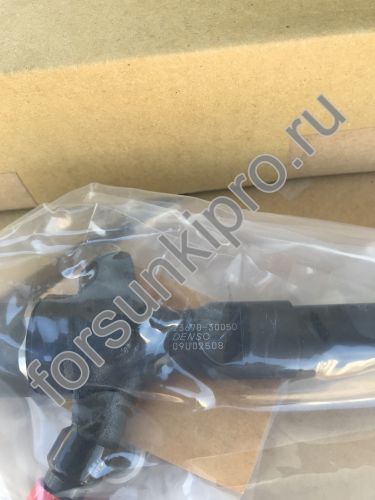 Форсунка 095000-5880, TOYOTA 23670-30050 23670-39095,23670-39096