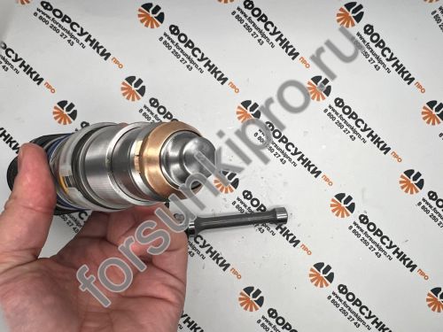 Форсунка CUMMINS QSX 4928260